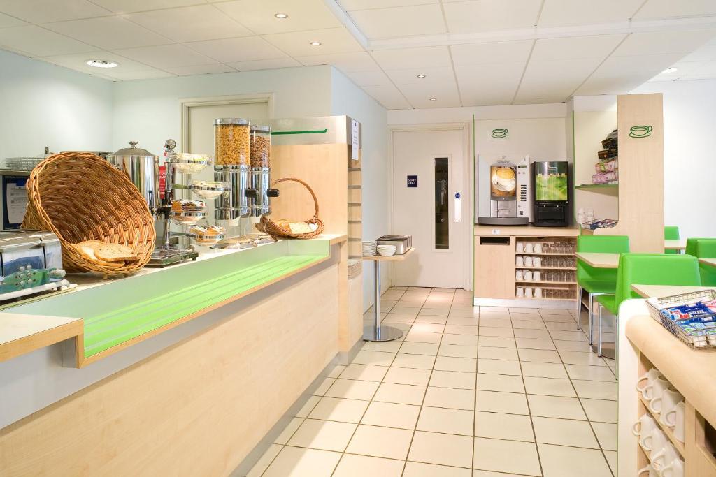 Ibis Budget Newport Zewnętrze zdjęcie